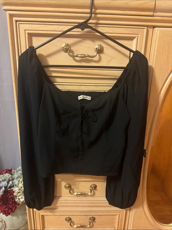 Abercrombie & Fitch Tops - Abercrombie & Fitch Black Tie Front Blouse